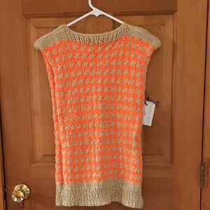 NEW! Hand Knit Acrylic Houndstooth Intarsia FITTED Sweater Vest Orange Tan S